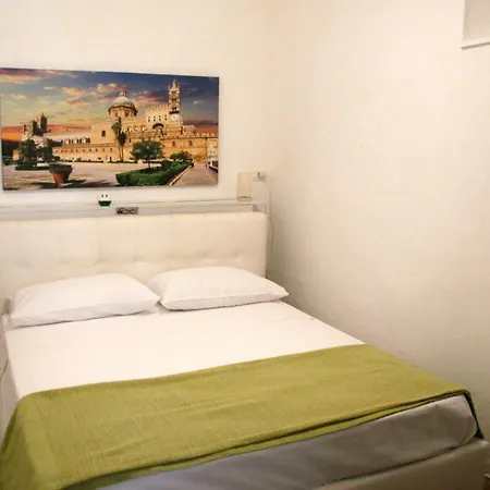 Schiavuzzo 38 Palermo